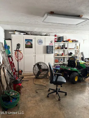 $242,000 | 34450 Highway 427, Philadelphia, MS 39350