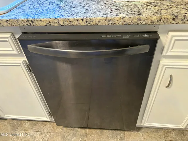 $259,000 | 34450 Highway 427, Philadelphia, MS 39350