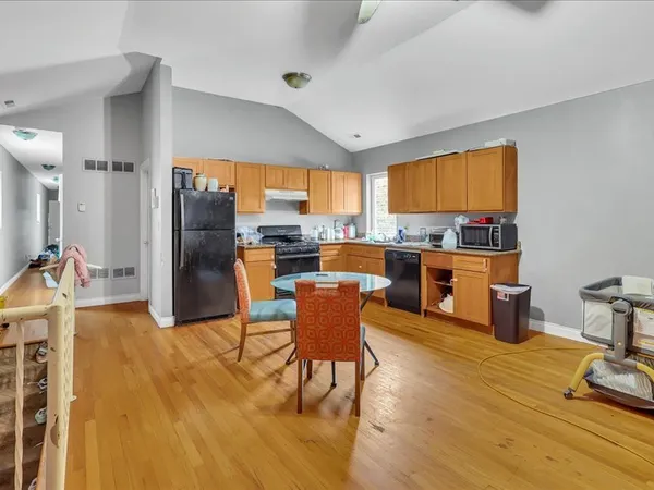 $560,000 | 3518 West Lexington Street, Chicago, IL 60624
