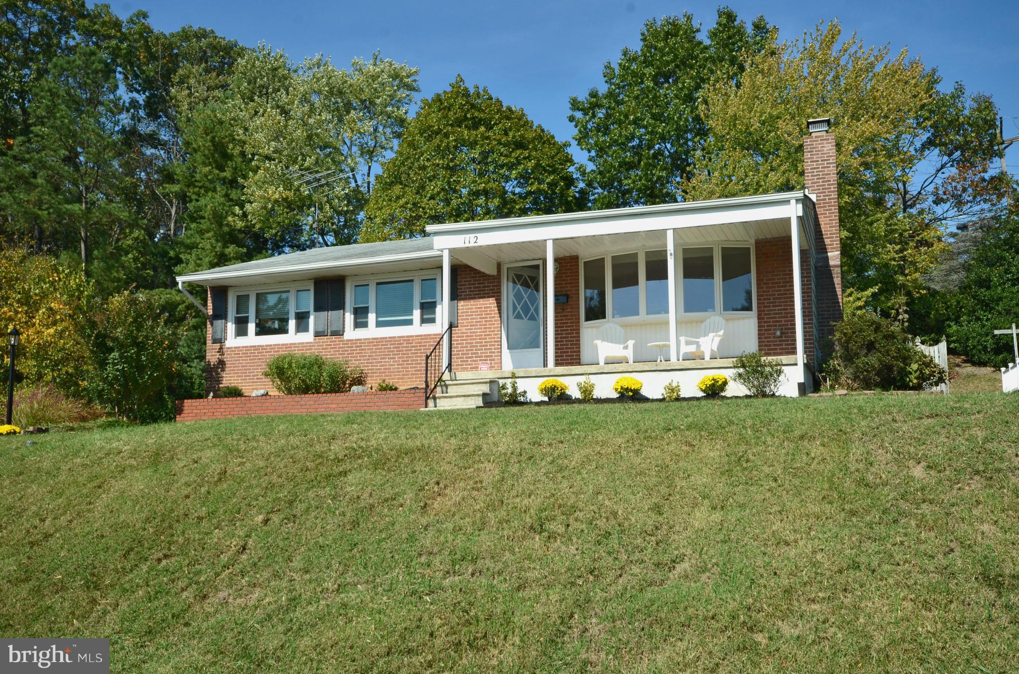 Exterior (Front)
