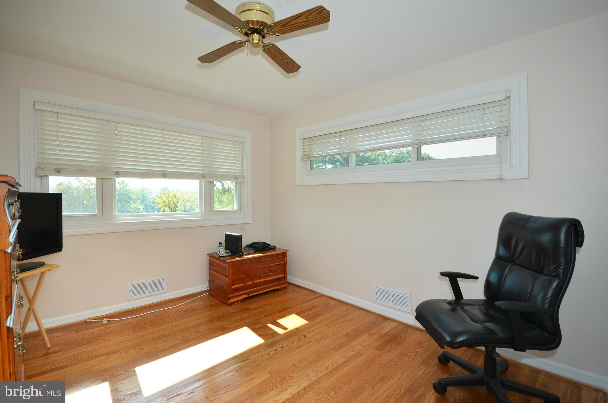 112 East Ridgely Road Lutherville-Timonium, MD 21093 - Photo 16 of 30 Bedroom #2