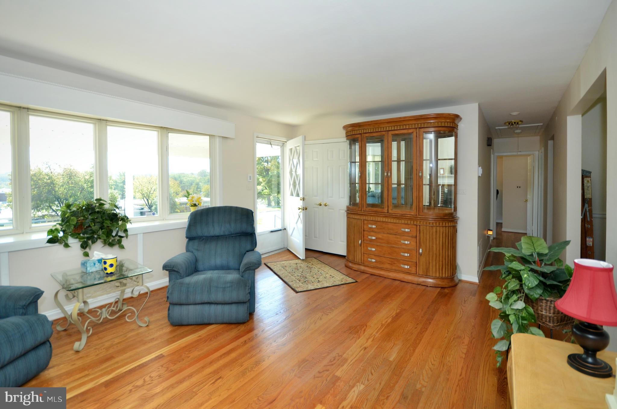 Living Room/Family Room