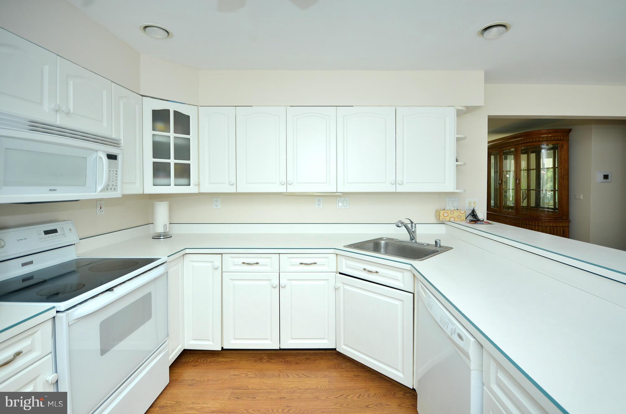112 East Ridgely Road Lutherville-Timonium, MD 21093 - Photo 9 of 30 Kitchen