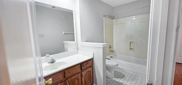 $1,995 | 4299 Gin Wade Cove, Memphis, TN 38125