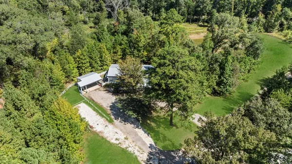 $525,000 | 905 County Road 4914, Ben Wheeler, TX 75754