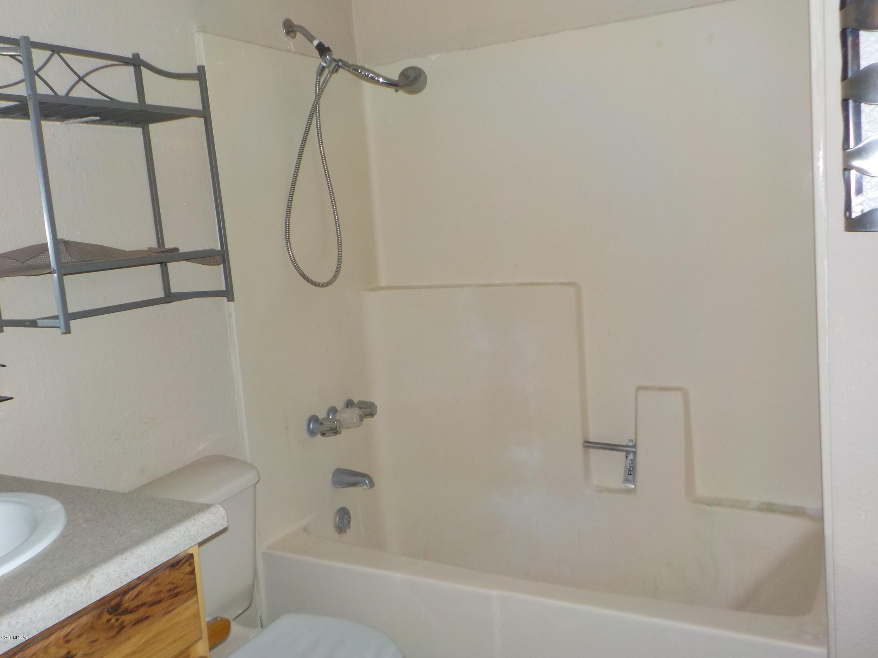 450 Calle Pinzon Rio Rico, AZ 85648 - Photo 6 of 12
