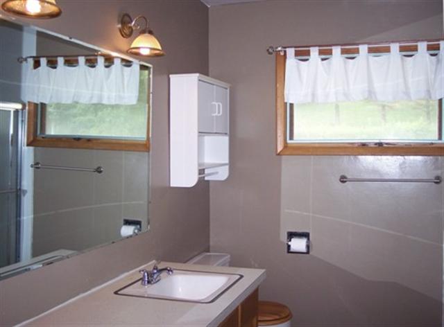 641 Waverly Road Davenport, IA 52804 - Photo 6 of 10 Gallery Image 6