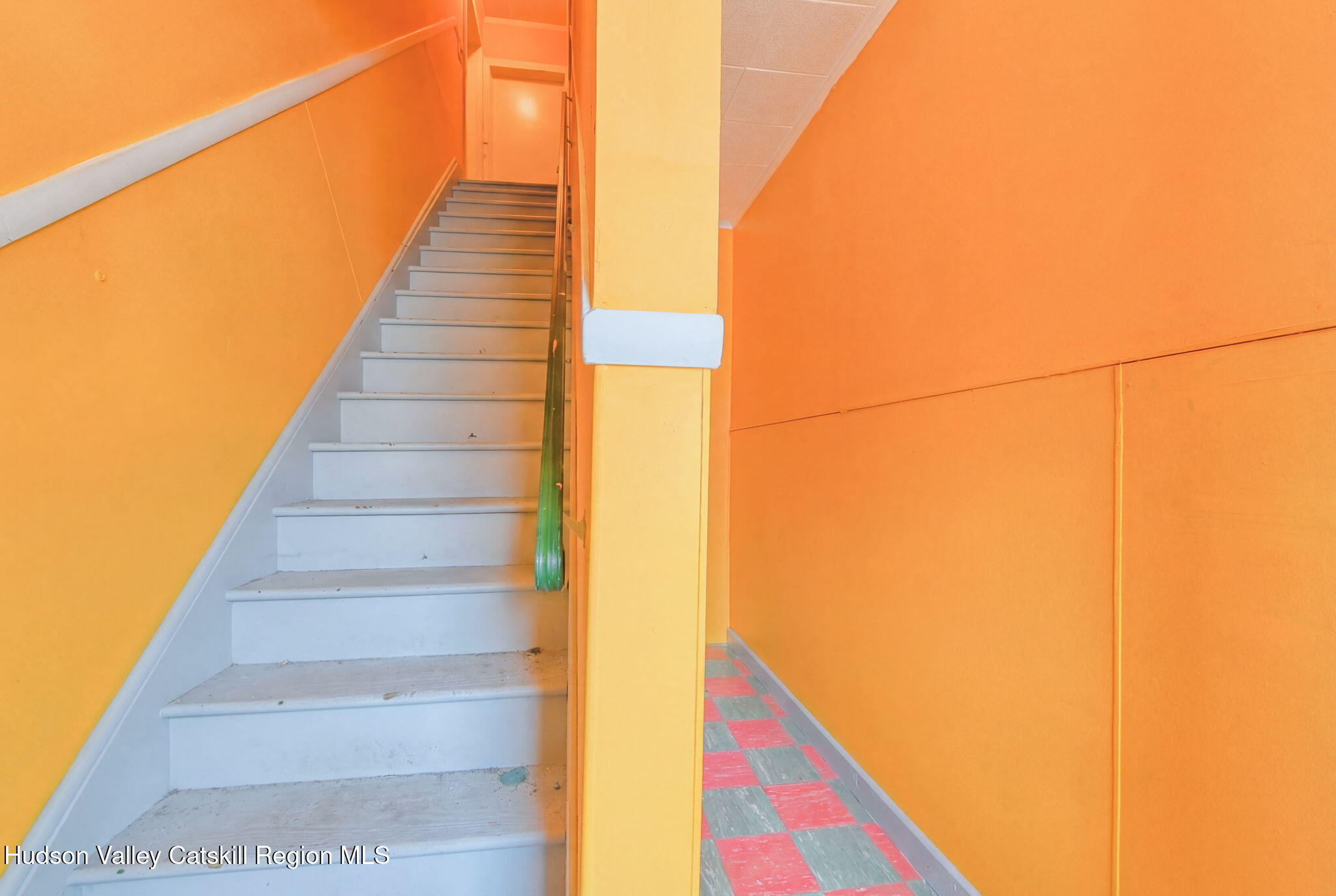 579 Main Street Cairo, NY 12413 - Photo 18 of 40 2entry