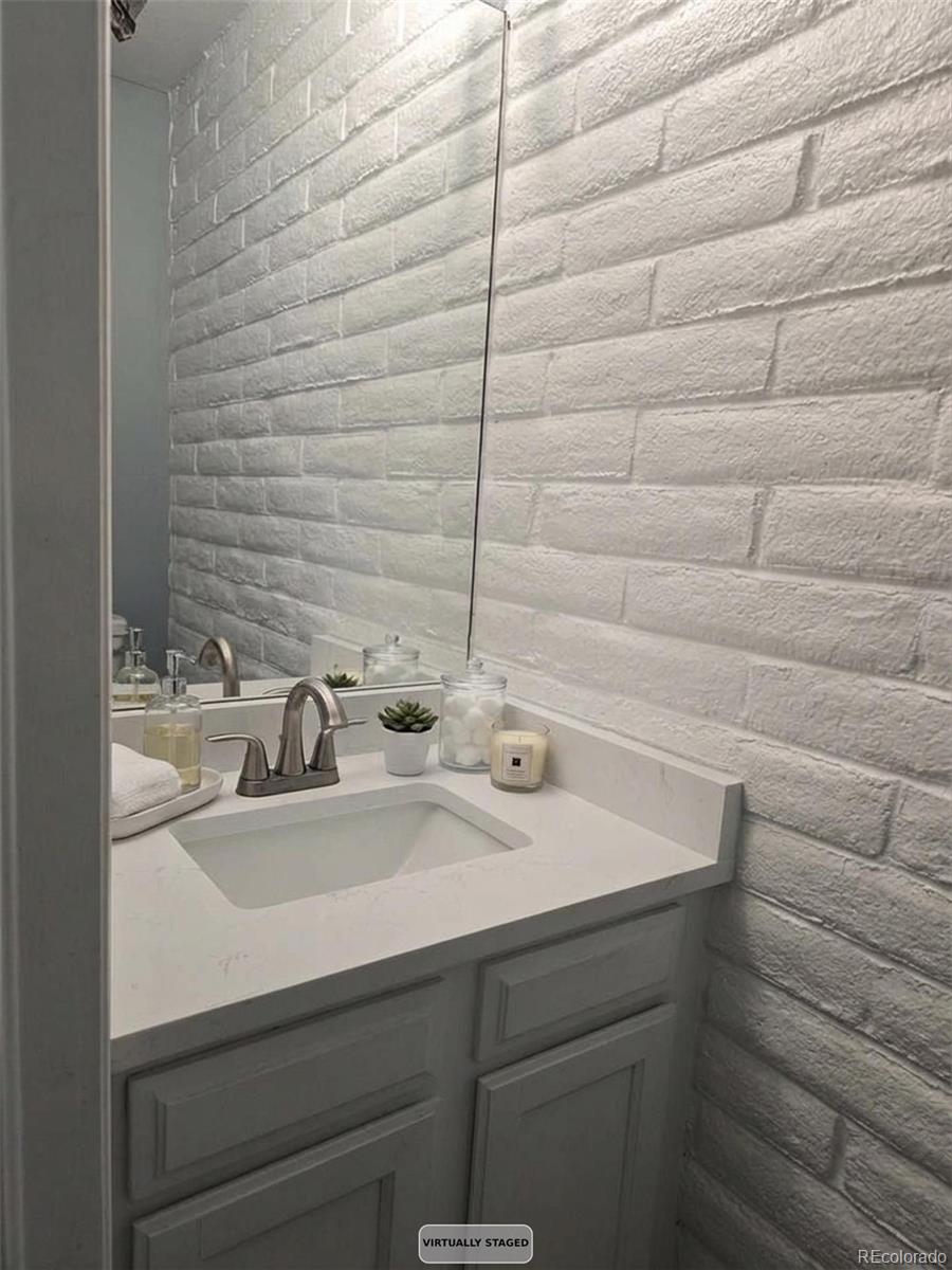 1060 South Parker Road, Unit 9 Denver, CO 80231 - Photo 9 of 16