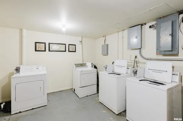 $299,900 | 1609 South 22nd Street, Herrin, IL 62948