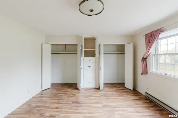 $299,900 | 1609 South 22nd Street, Herrin, IL 62948