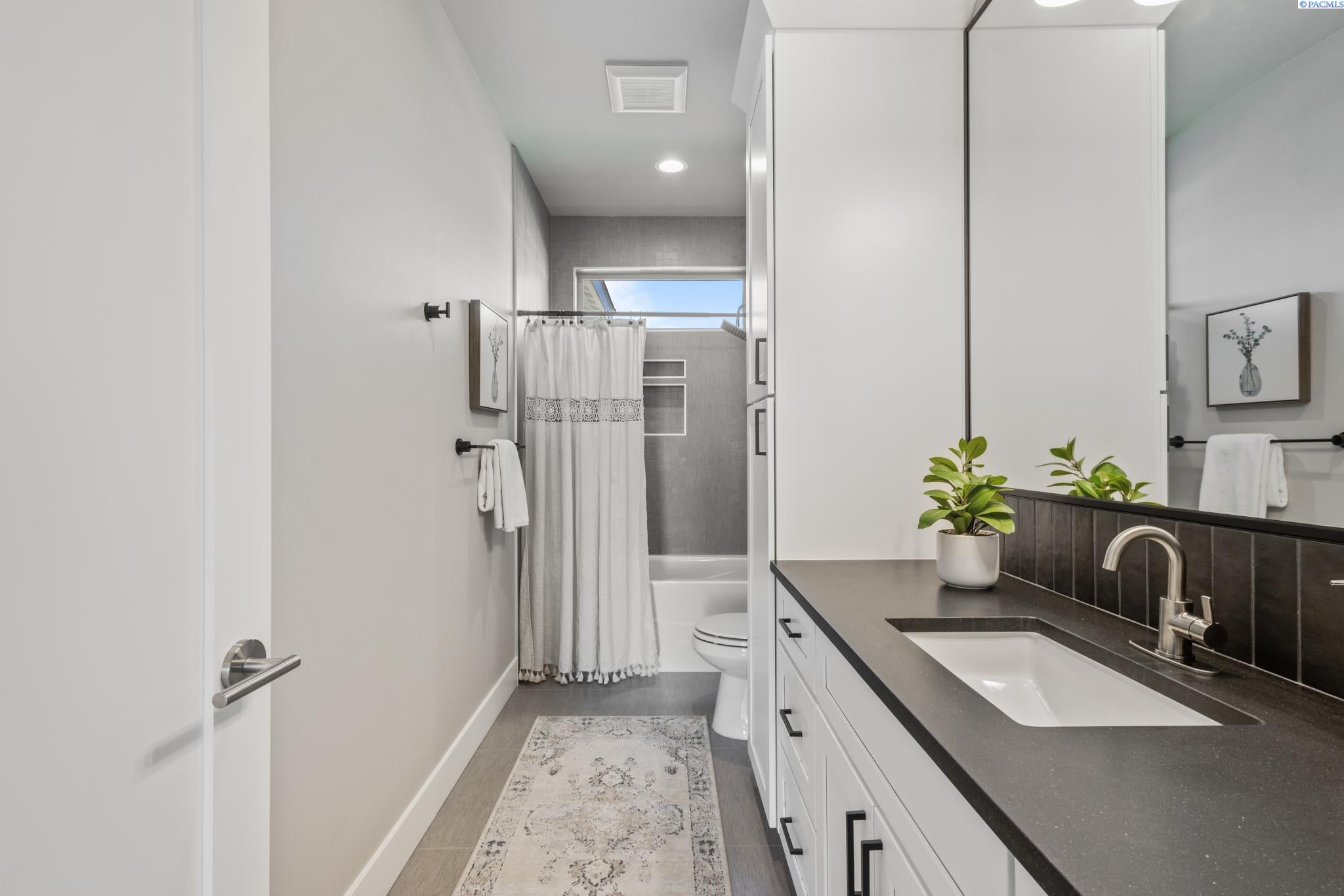 4864 South Reed Street Kennewick, WA 99337 - Photo 12 of 34 Gallery Image 12