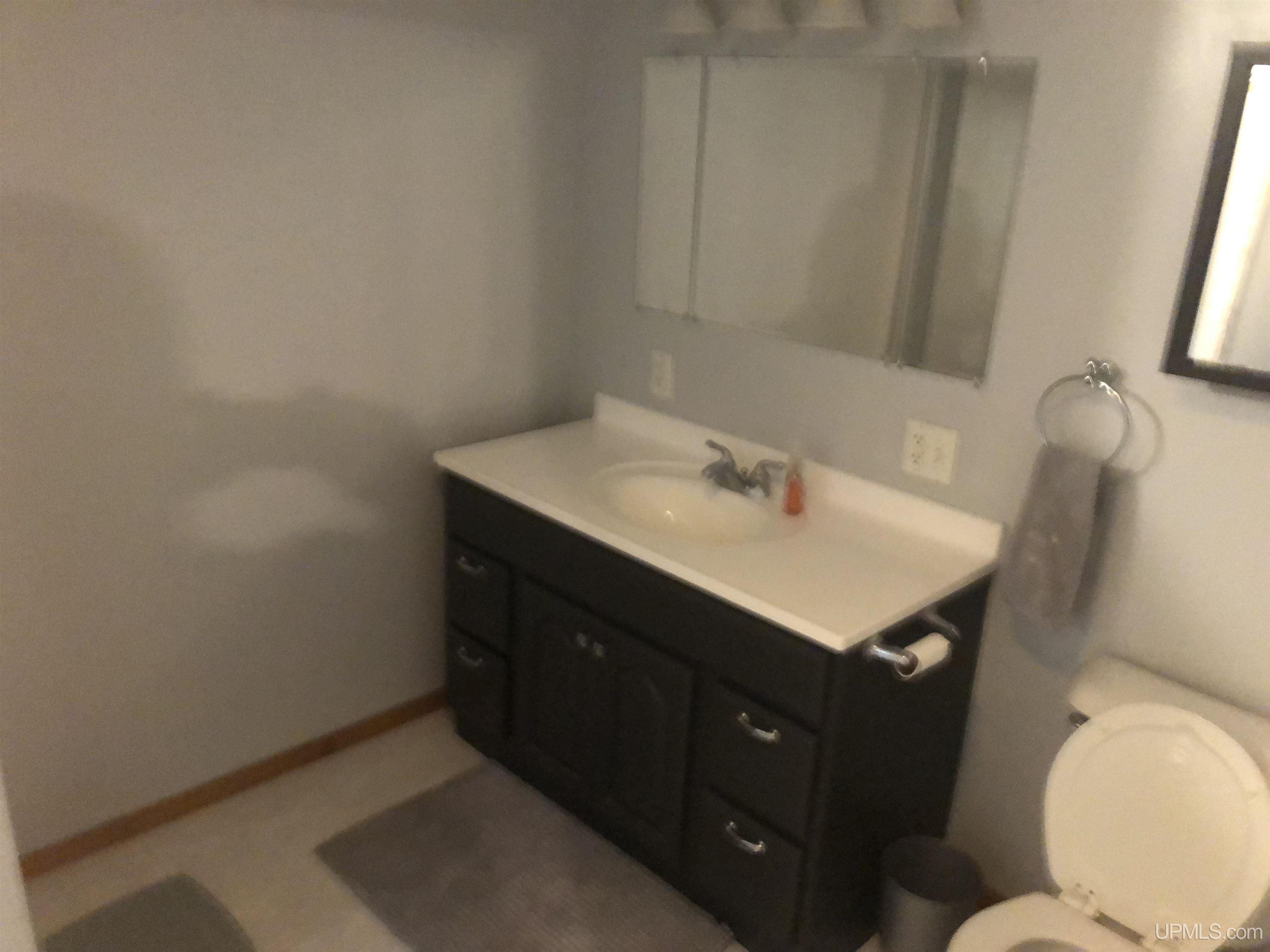 5005 17th Road Escanaba, MI 49829 - Photo 19 of 32