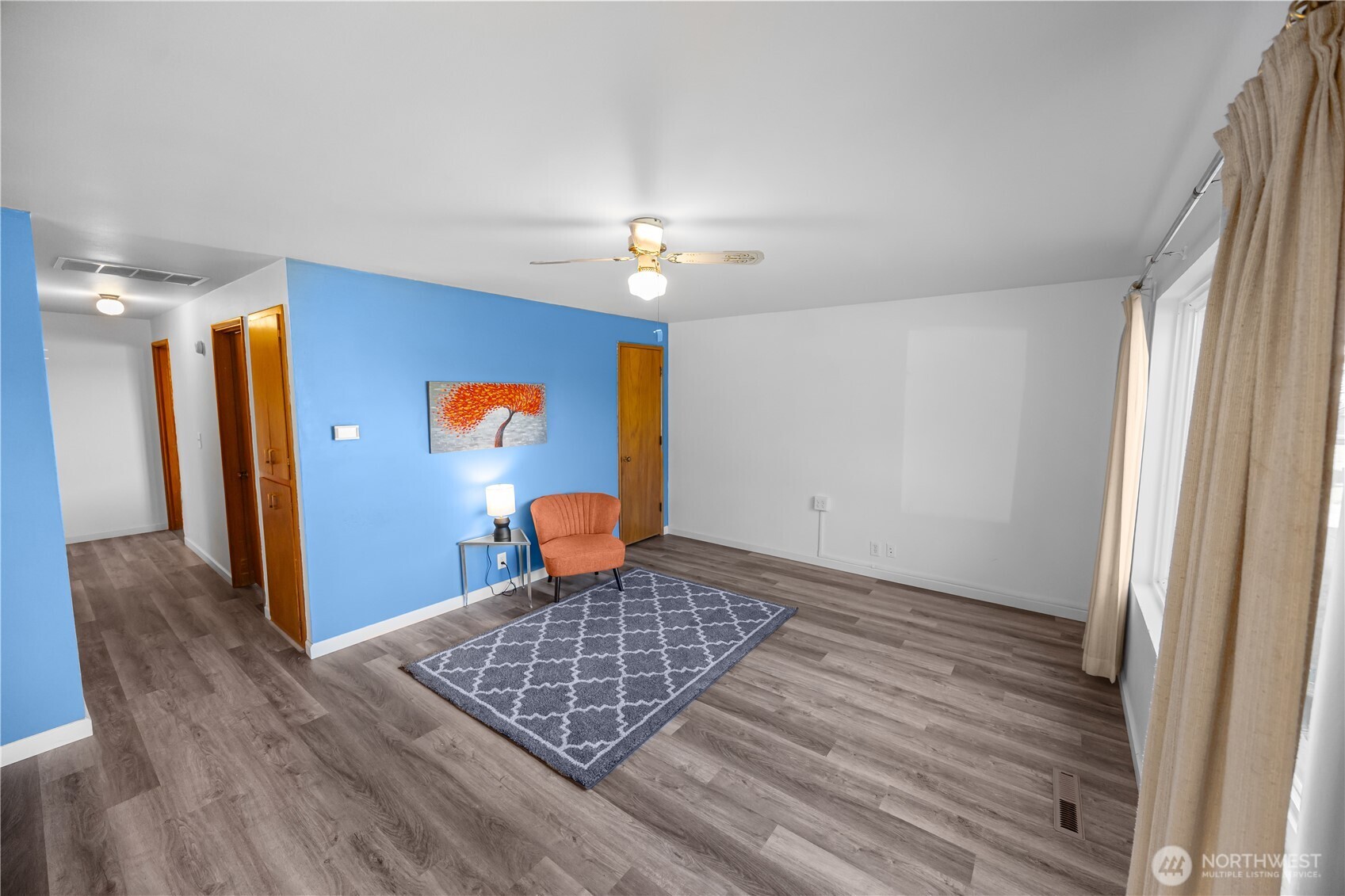 1018 13th Street Southwest Puyallup, WA 98371 - Photo 4 of 32