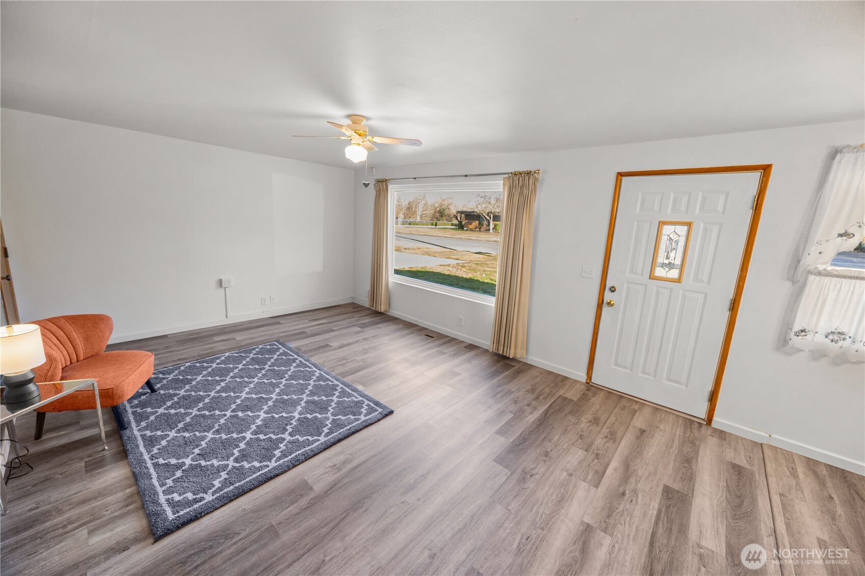 1018 13th Street Southwest Puyallup, WA 98371 - Photo 6 of 32