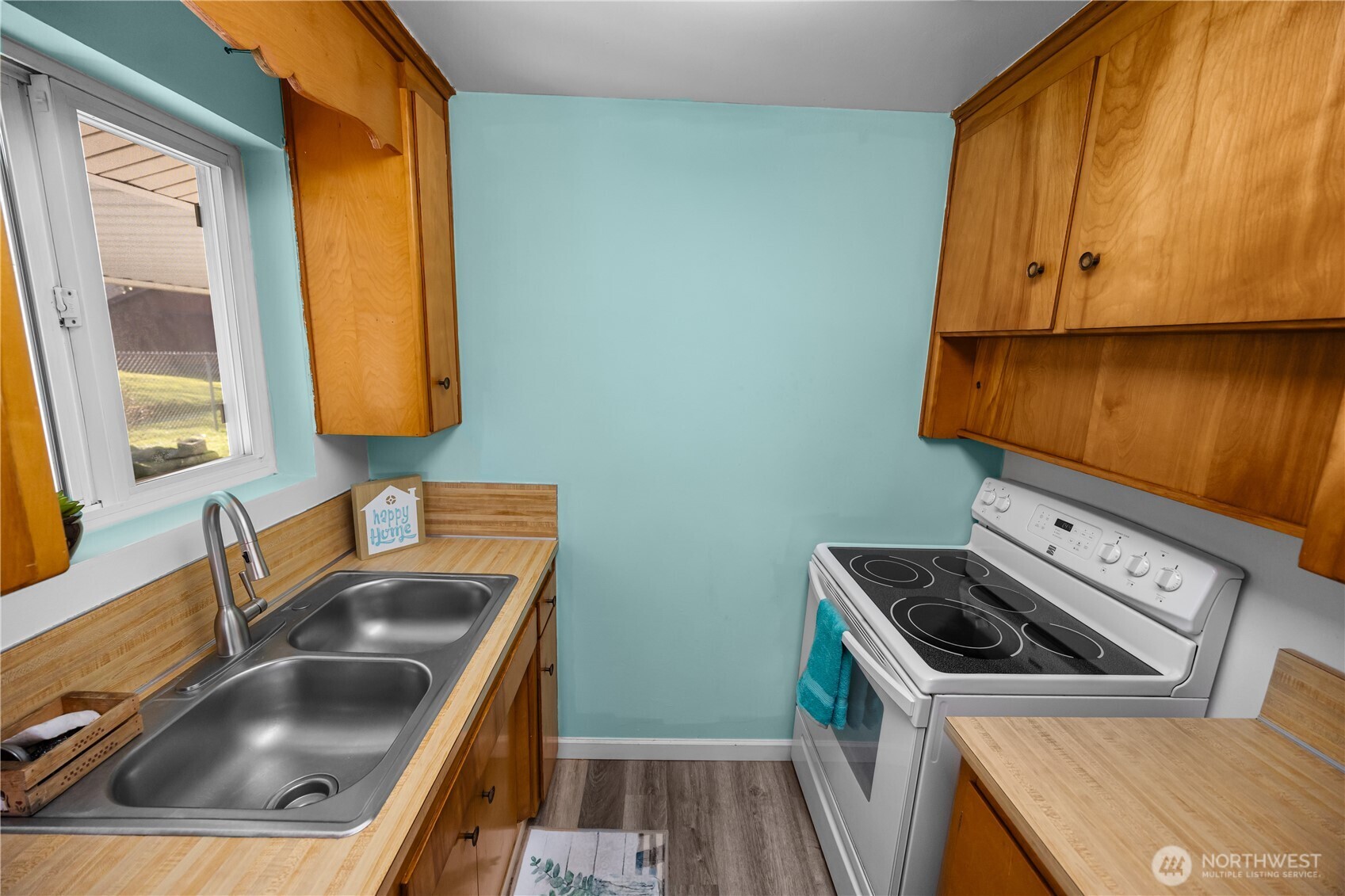 1018 13th Street Southwest Puyallup, WA 98371 - Photo 9 of 32