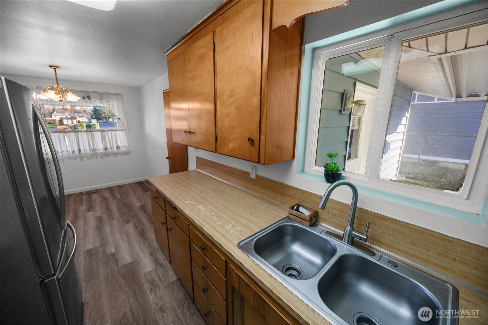 1018 13th Street Southwest Puyallup, WA 98371 - Photo 10 of 32