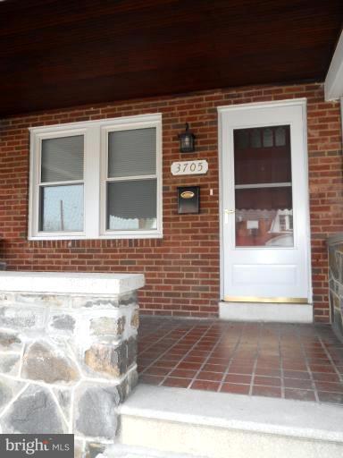 3705 Woodridge Road Baltimore, MD 21229 - Photo 3 of 23 Exterior (Front)