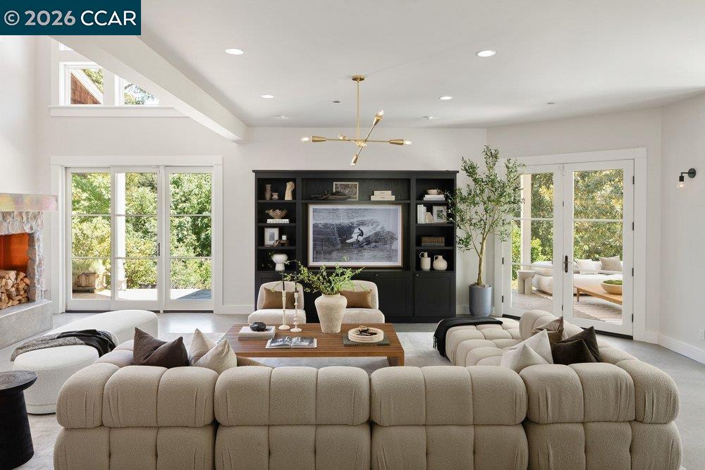 3408 Echo Springs Road Lafayette, CA 94549 - Photo 5 of 51 Gallery Image 5