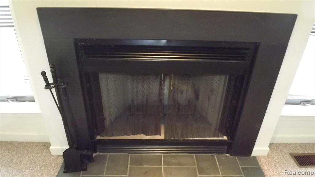 710 Preston Court, Unit 174 Rochester Hills, MI 48307 - Photo 5 of 19