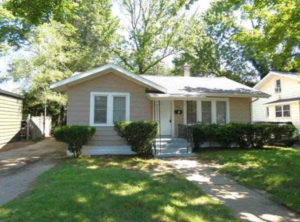 $137,900 | 183 Searles Avenue, Benton Harbor, MI 49022