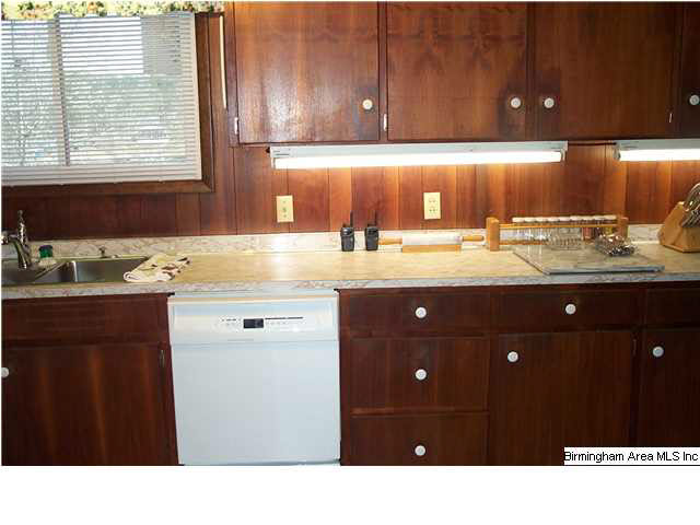 152 Lakeside Circle Delta, AL 36258 - Photo 13 of 26