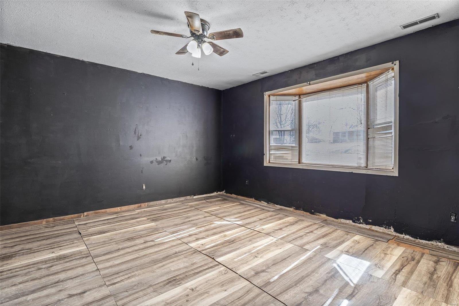 8 Crescent Drive Viburnum, MO 65566 - Photo 12 of 42