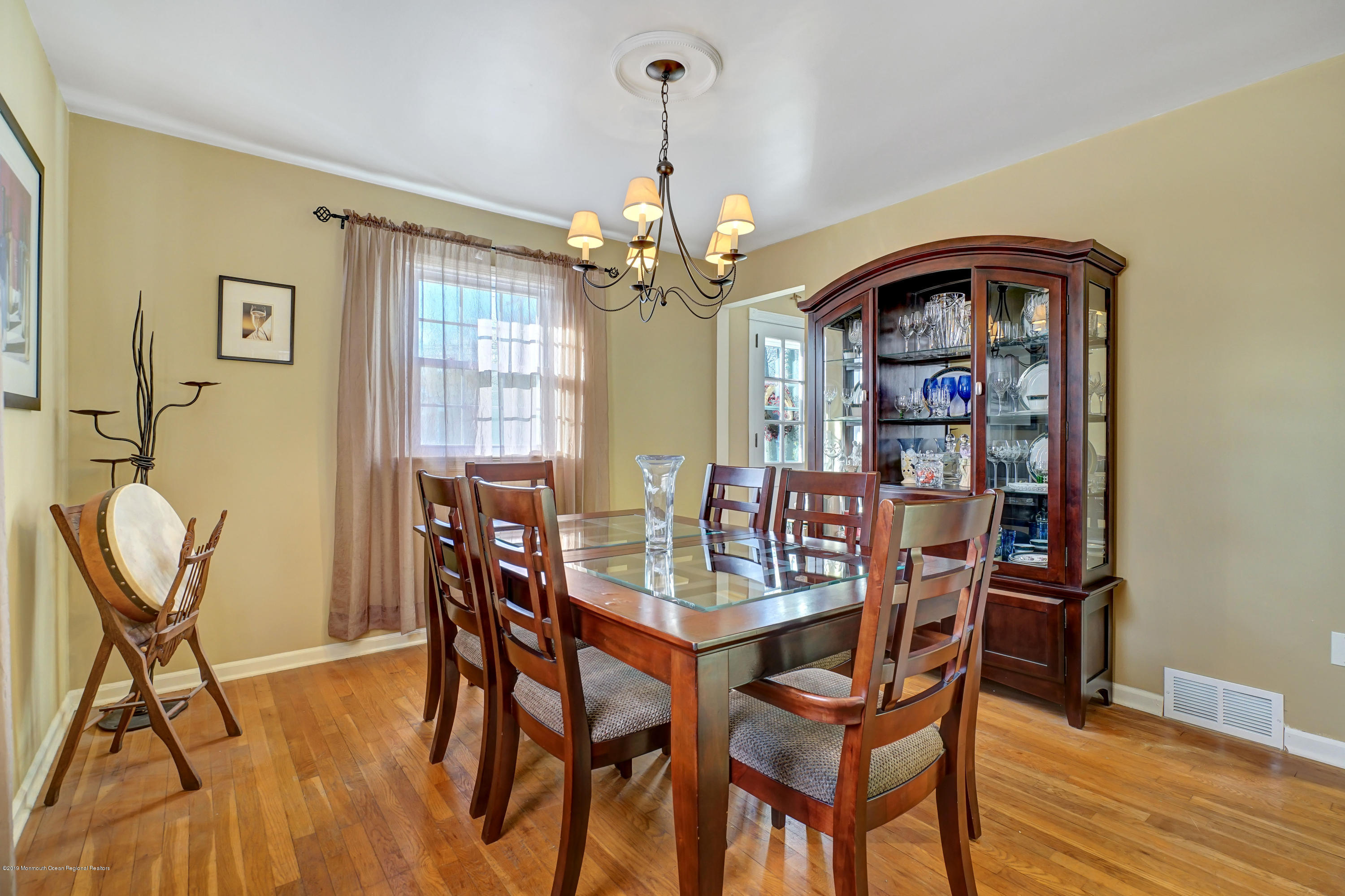 111 Wilson Road Neptune Township, NJ 07753 - Photo 12 of 25 016_dsc06724
