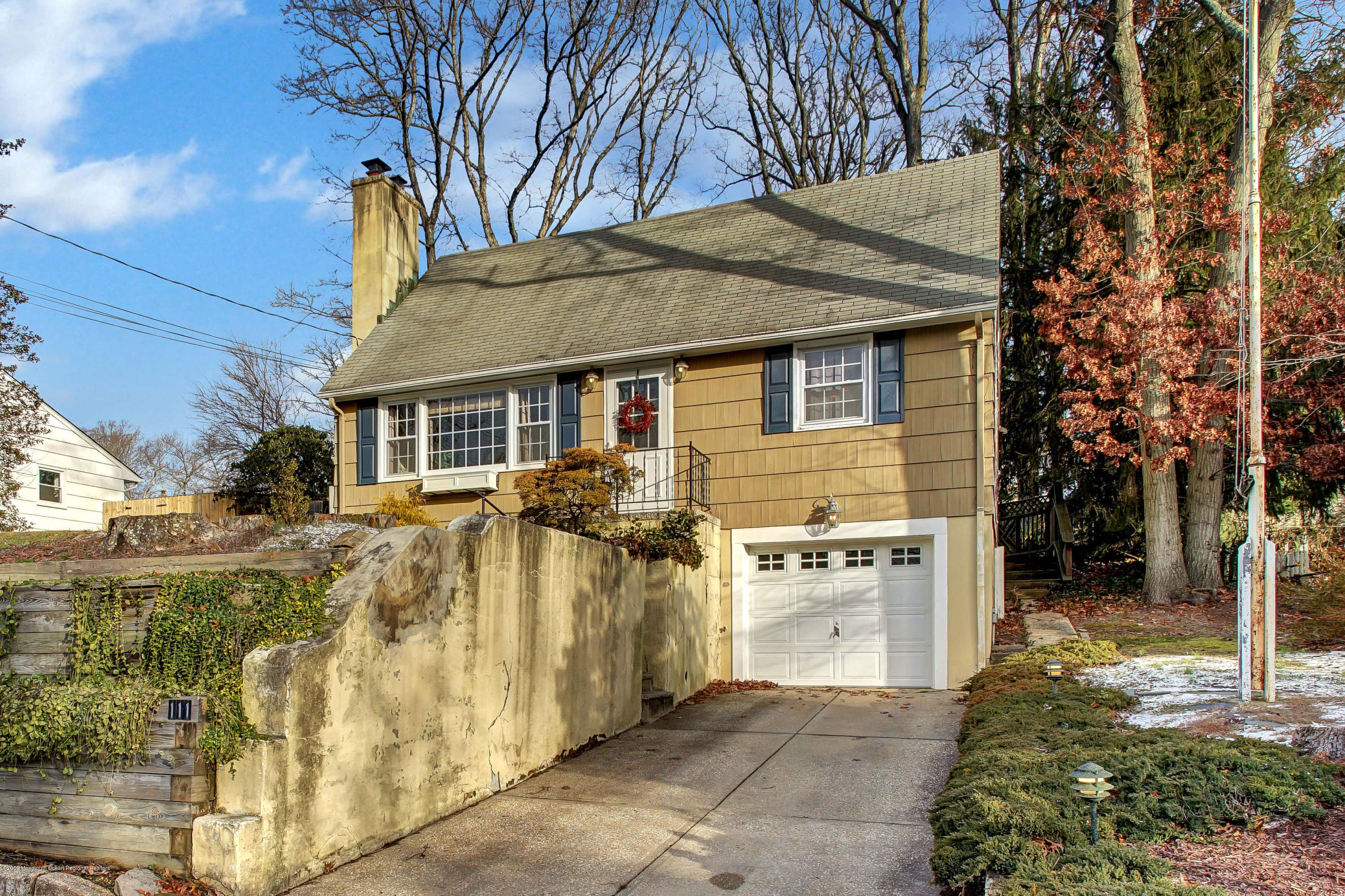 111 Wilson Road Neptune Township, NJ 07753 - Photo 3 of 25 002_dsc06644b