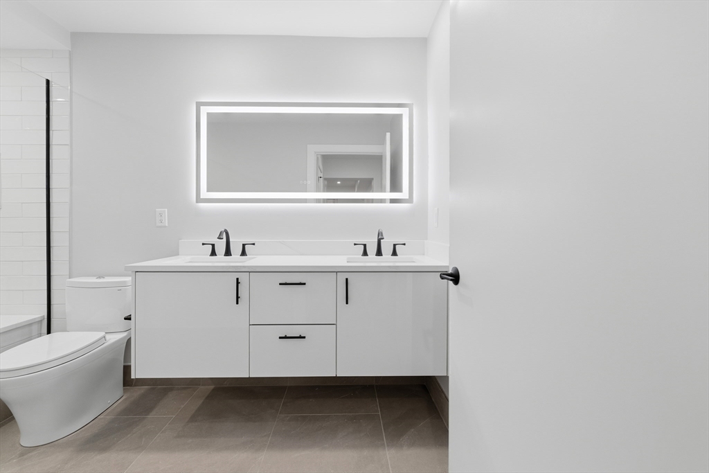 230 Friend Street, Unit 3 Boston, MA 02114 - Photo 25 of 29