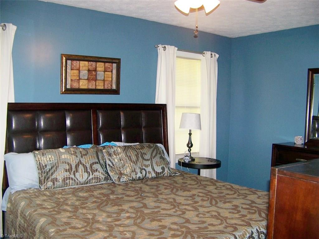 822 Creed Road Ararat, NC 27007 - Photo 4 of 10 Master Bedroom