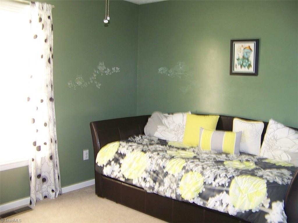 822 Creed Road Ararat, NC 27007 - Photo 6 of 10 Bedroom 3