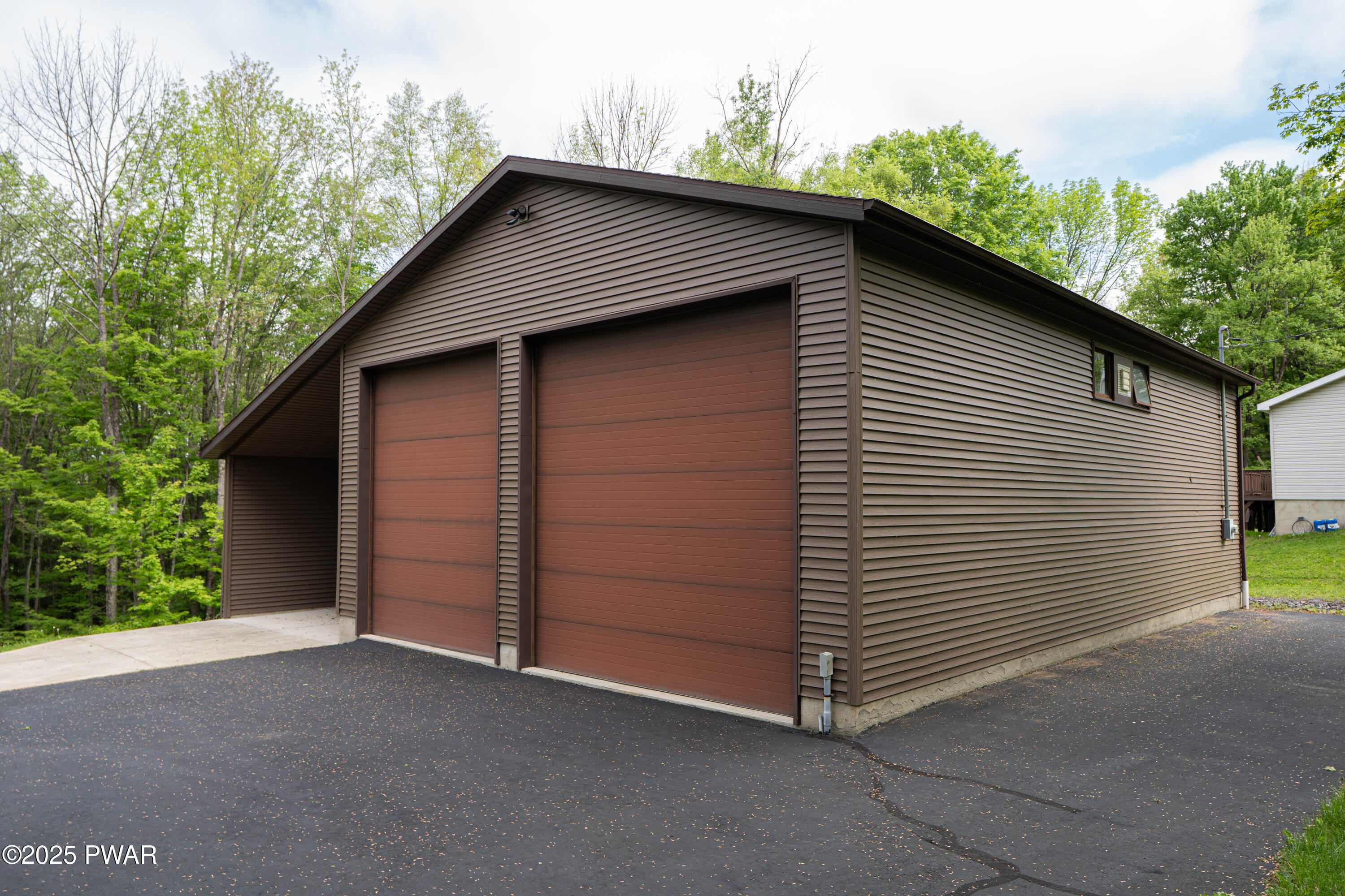 1111 Advent Road Lake Ariel, PA 18436 - Photo 4 of 87