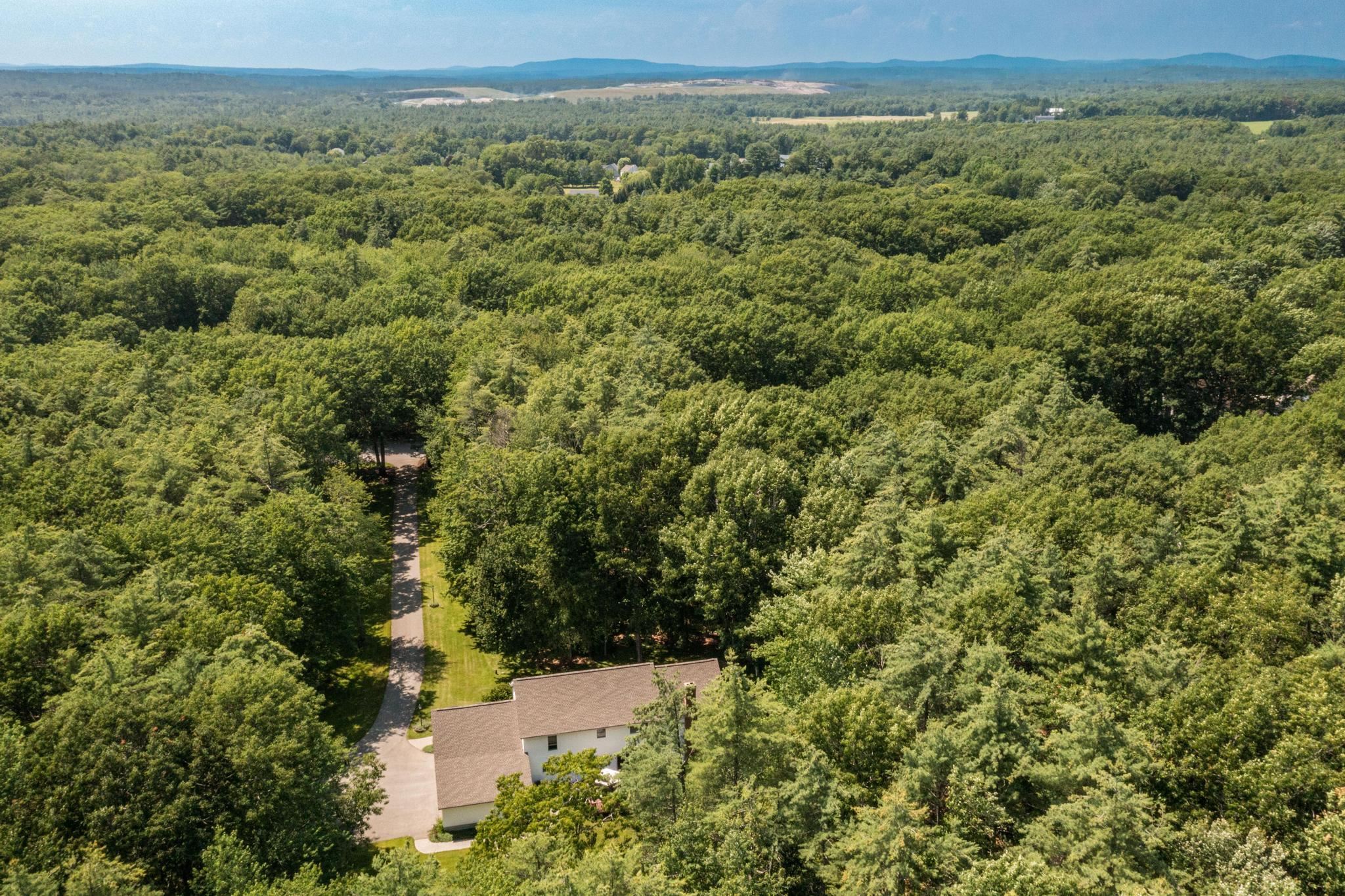 7 Fieldstone Drive Dover, NH 03820 - Photo 26 of 31