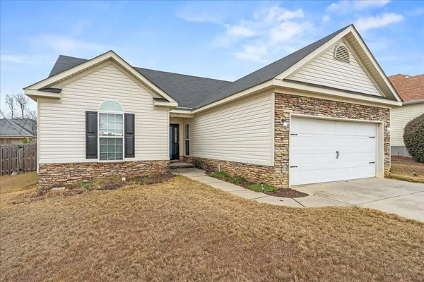 $2,000 | 937 Arbor Springs Circle, Grovetown, GA 30813