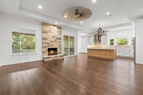 $849,999 | 3801 Berry Hill Court, Double Oak, TX 75028