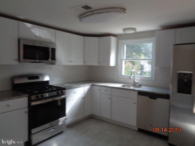 1233 Adams Road Waldorf, MD 20602 - Photo 11 of 25 Gallery Image 11