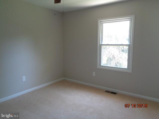 1233 Adams Road Waldorf, MD 20602 - Photo 17 of 25 bed3