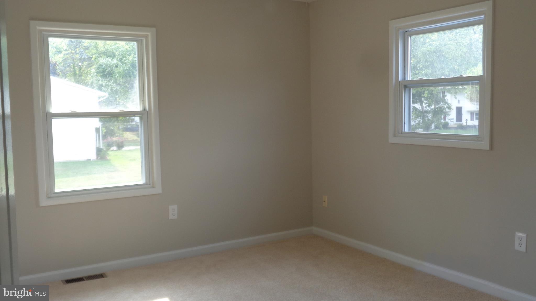 1233 Adams Road Waldorf, MD 20602 - Photo 5 of 25 Gallery Image 5