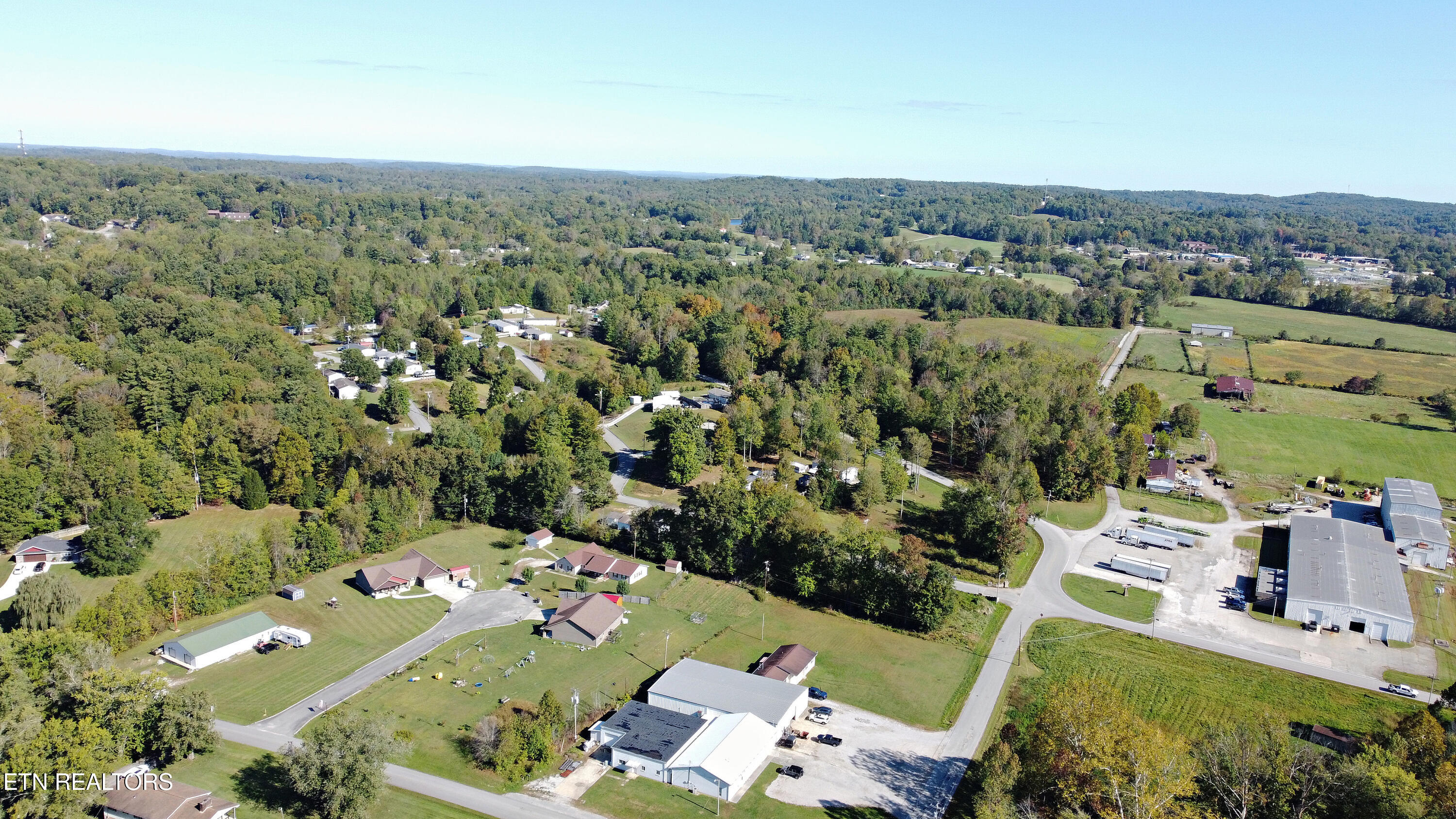 Edgewood Boulevard Oneida, TN 37841 - Photo 12 of 17 DJI_0966