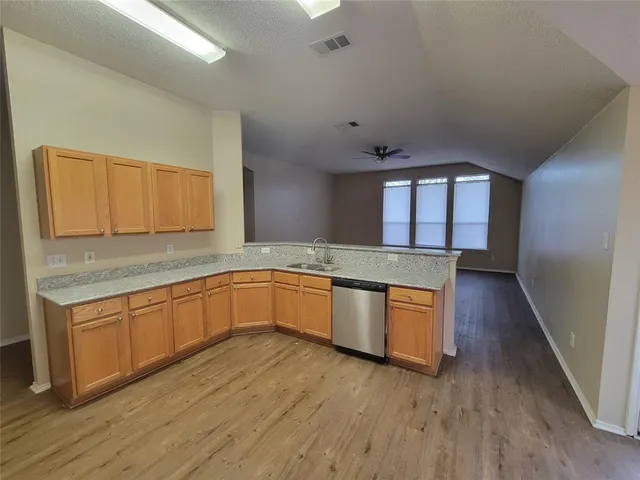 $2,700 | 3333 Pecan Shadow Way, Mesquite, TX 75181