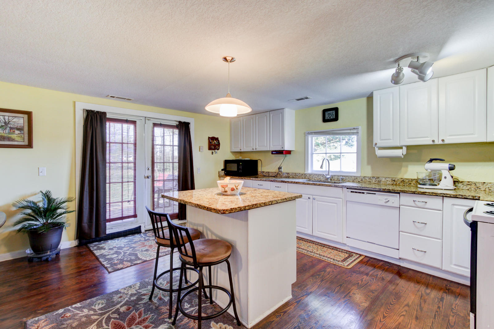 3520 Cunningham Road Knoxville, TN 37918 - Photo 6 of 22 Positive Perceptions (6)