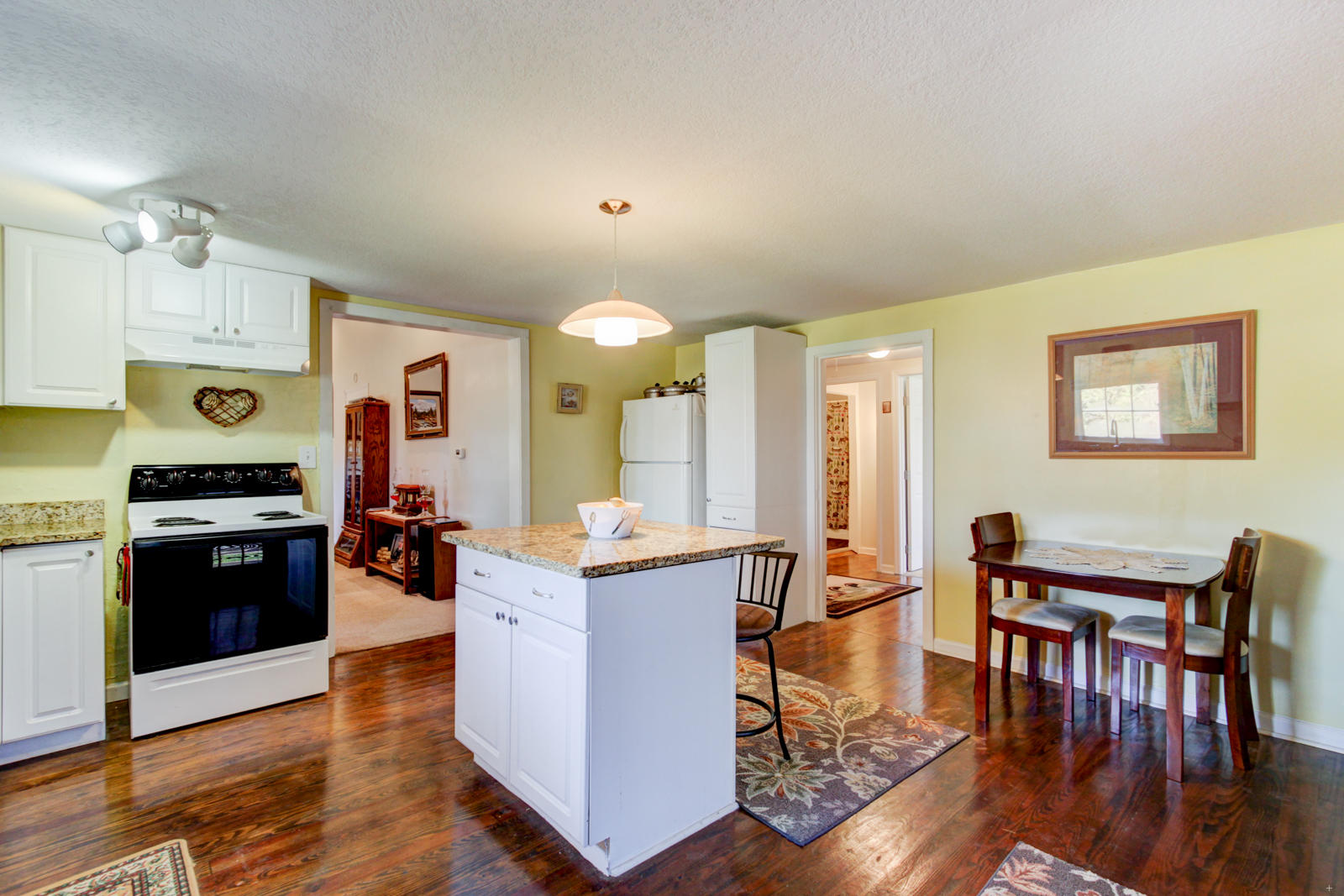 3520 Cunningham Road Knoxville, TN 37918 - Photo 7 of 22 Positive Perceptions (7)