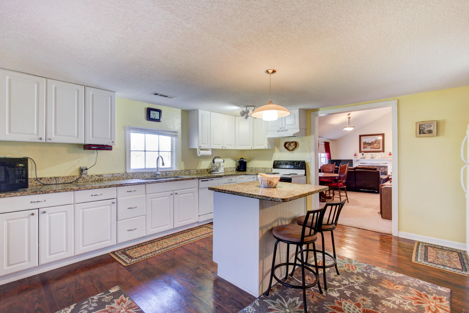 3520 Cunningham Road Knoxville, TN 37918 - Photo 8 of 22 Positive Perceptions (8)