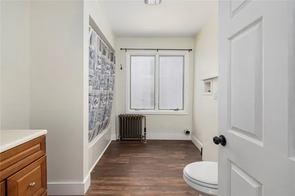 $2,700 | 10 Broad Street, Unit 1, Warren, RI 02885