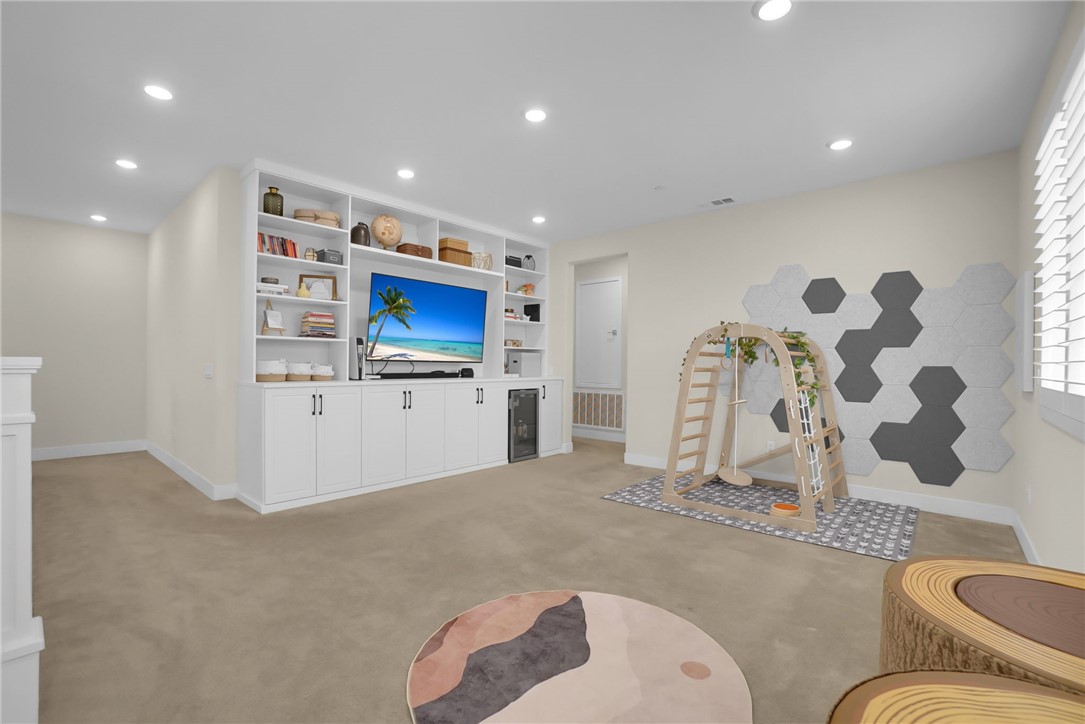 27014 Declaration Road Valencia, CA 91381 - Photo 13 of 30