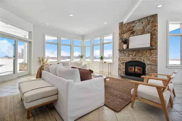 $2,775,000 | 550 Cards Pond Road, South Kingstown, RI 02879