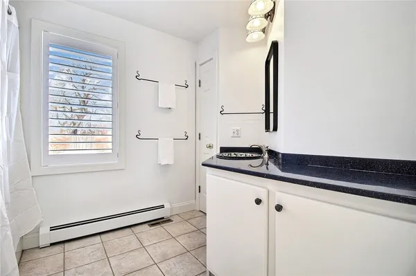 $2,775,000 | 550 Cards Pond Road, South Kingstown, RI 02879