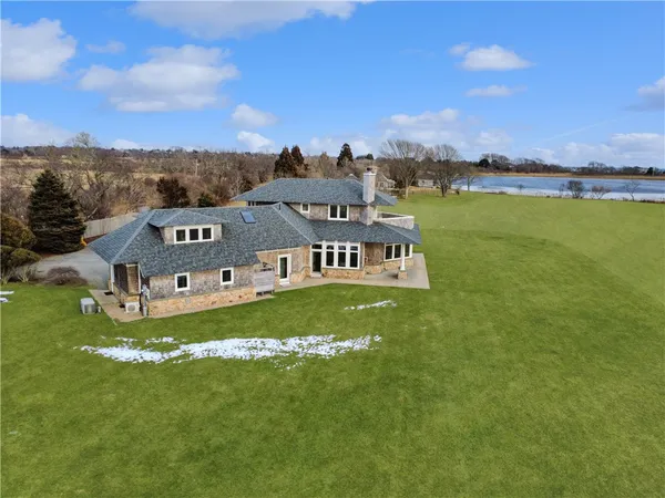 $2,775,000 | 550 Cards Pond Road, South Kingstown, RI 02879