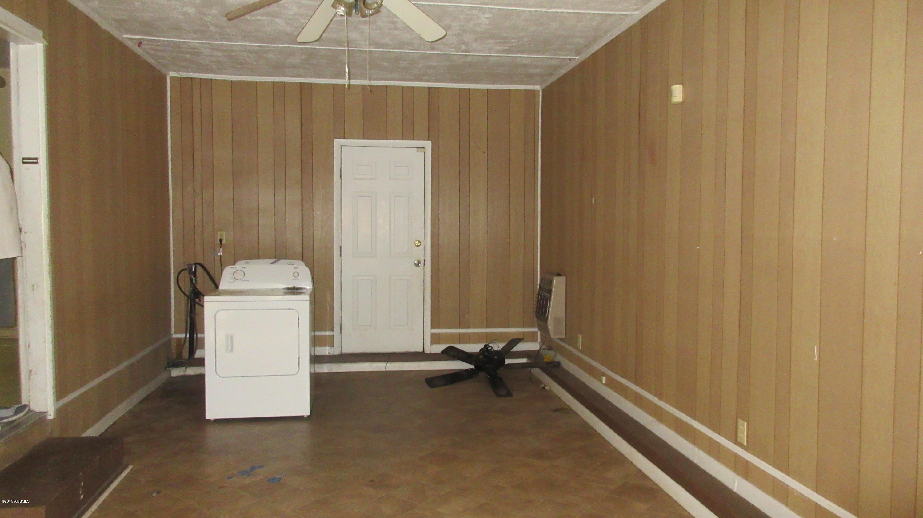 5 State Rd S-7-526 Burton, SC 29906 - Photo 3 of 14 IMG_3459